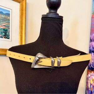 Free people 100% leather belt S/M NWOT
